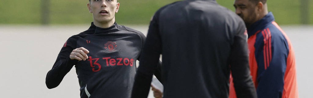 4500万欧！曼联新星加纳乔真要走？滕哈格携四豪门哄抢，红魔打的什么算盘？