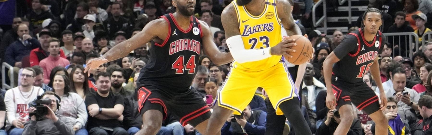 官方MVP榜：亚历山大榜首詹姆斯升第5 哈登进入TOP15