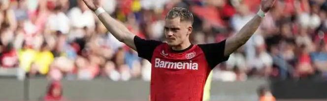 转会市场震撼！维尔茨加盟利物浦，挑战金球奖荣誉