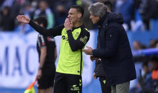 安东尼助贝蒂斯三球大逆转，暗示无意重返曼联！曝拜仁或加入争夺