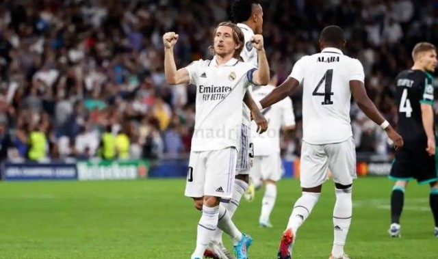 皇马连败！西甲绝杀失利，欧冠惨败，安切洛蒂会下课吗？