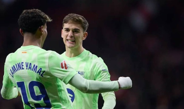 巴萨史诗级逆转登顶西甲！20分钟4球击溃马竞