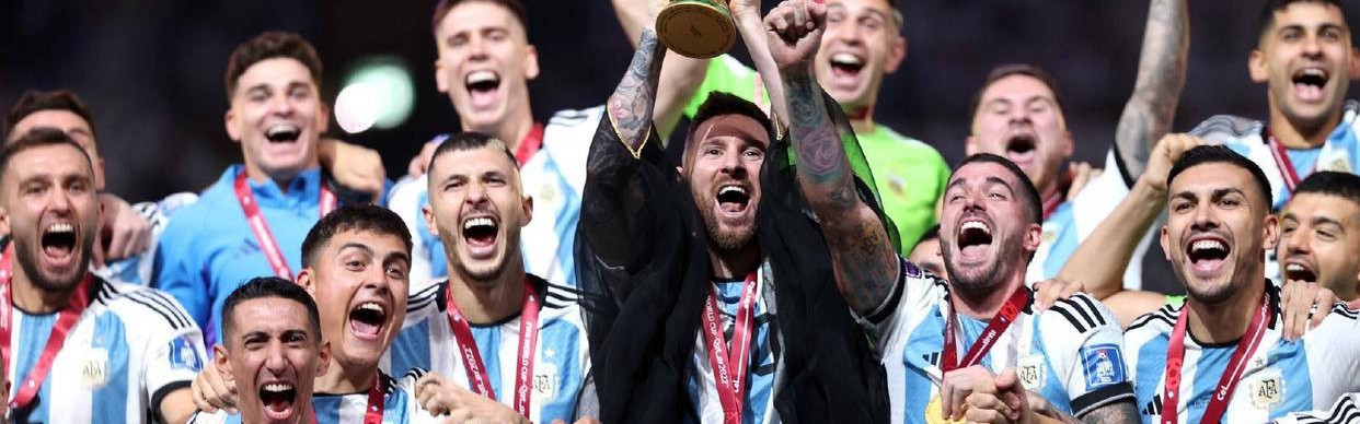 阿尔瓦雷斯：与梅西合影是我梦寐以求的时刻！看不出对皇马点球违例的理由！