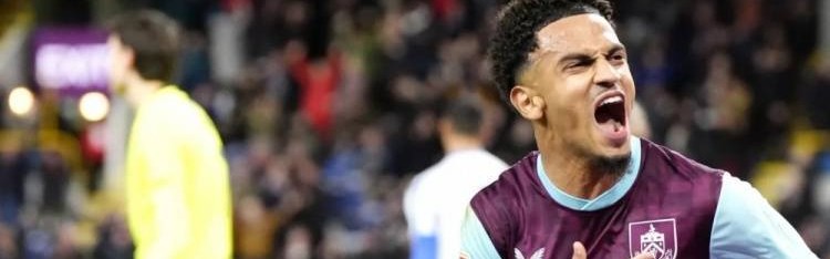 官方：伯恩利买断葡体边锋马库斯-爱德华兹，买断费1200万欧