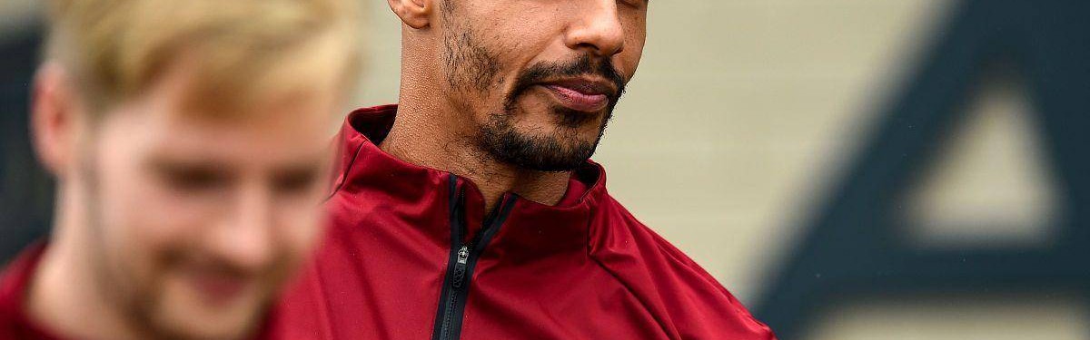 登贝莱21球称霸法甲，巴黎十年金靴无人撼动，谁能破局？