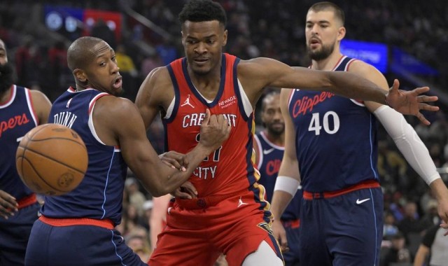 哈登21+10伦纳德28分 祖巴茨17+10快船击败鹈鹕