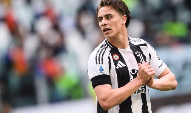 6球2助攻也能卖1亿欧？曝切尔西签伊尔迪兹，19岁亿元先生值得吗