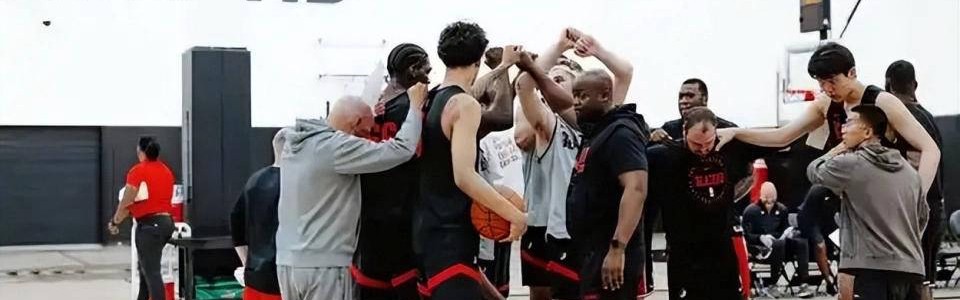 余嘉豪留洋选择西甲联赛，月薪16710元，低于CBA顶薪600万