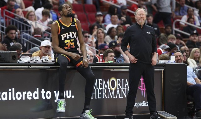 太阳或解雇布登安抚杜兰特布克 KD离开勇士已经历6任主帅