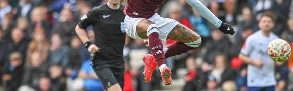 维拉前锋拉什福德赛季报销？伤病阴影下的转会传闻