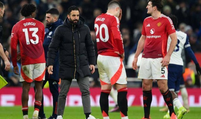 2亿神锋倒下！英超王座易主？利物浦曼联豪砸4000万，巴萨死守10亿天才