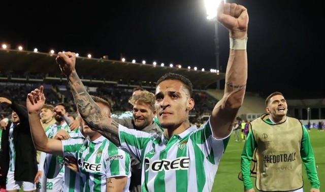 西甲大结局：巴萨第28次夺冠，5队进欧冠，昔日欧联霸主惊险保级