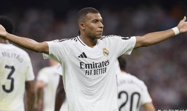 后悔加盟皇马！姆巴佩成笑柄，大巴黎欧冠再创辉煌